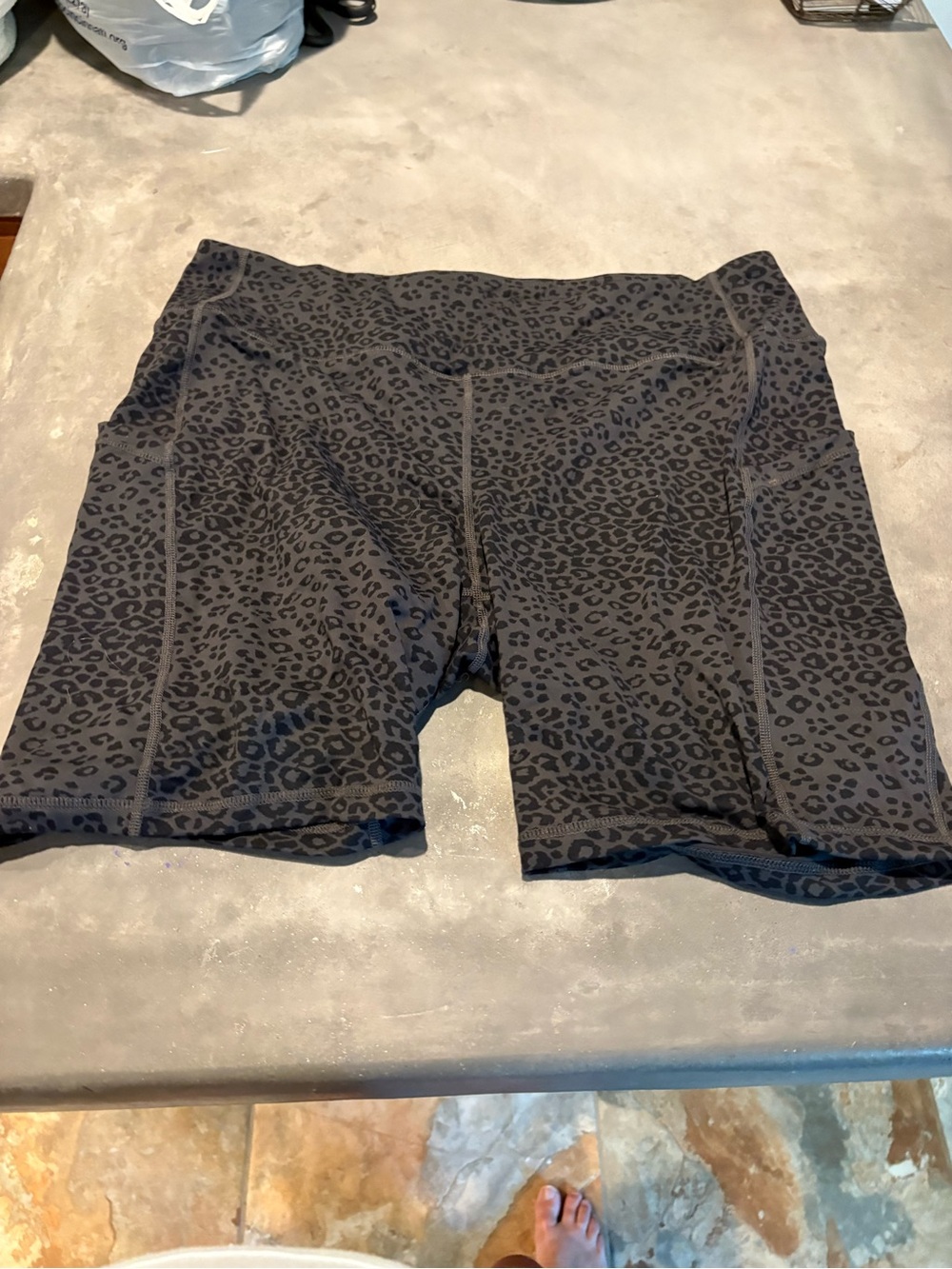 Torrid Active Size 3  Athletic  Shorts